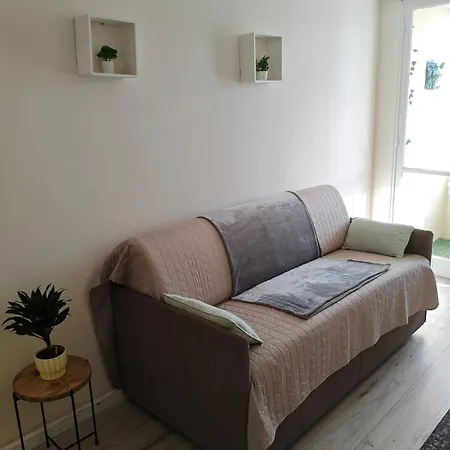 Climatise A Proximite Des Transports Apartman